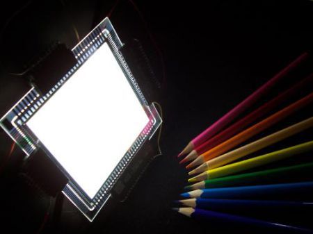 研究發(fā)現(xiàn)：OLED可在較低電壓下具有高亮度